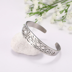 Viking Cuff Bangles中空ケルトノットブレスレットステンレス鋼男性女性用お守りジュエリーアイルランドファッションカフ - Product Image 1