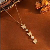 Collier pendentif papillon Gaovo en acier inoxydable plaqué or 18 carats avec chaîne longue et zircon cubique, bijou de mode quotidien pour femme, cadeau