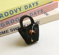 Offre Spéciale – Diffuseur d'aromathérapie de luxe pour voiture, motif mini Birkin, avec clip de ventilation et pantoufles 3D en forme de poney, pour filles