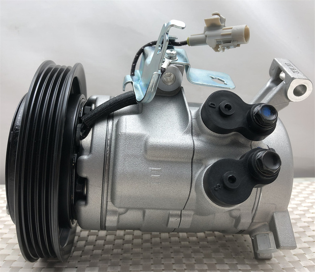 4472802180 447280-2180 12v Air Conditioner Compressor 10SE13C for Toyota Yaris New Avanza Vios 2012