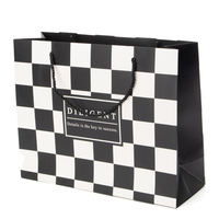 Sacs cadeaux en carton écologiques et durables avec logo personnalisé imprimé, poignées longues, pour cosmétiques, en papier couché, vente chaude en gros