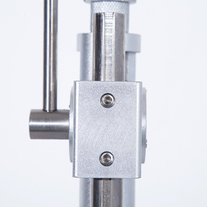 Machine de scellage manuelle argentée, largeur de scellage maximale de 15 mm pour scellage par induction avec composants à roulement - Product Image 1