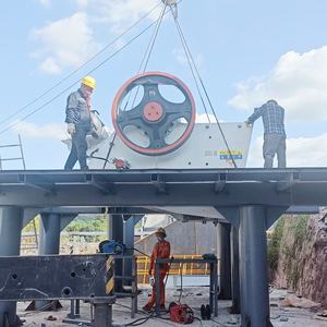 Gran oferta Pe150 * 250 trituradora de mandíbula de roca pequeña equipo de minería de oro para trituración de mineral con componentes de rodamiento de Motor duraderos - Product Image 3