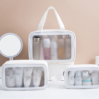 Neuheiten Lila Transparente PVC-Kosmetiktasche Reise-Make-up-Organizer Beutel Tragbare Reise-Toilettentasche Durchsichtige Make-up-Tasche