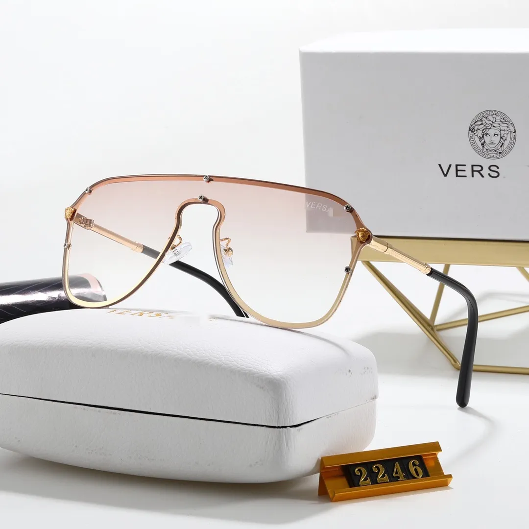 2022 yeni moda büyük boy kare güneş gözlüğü kadın Vintage güneş gözlüğü moda lüks marka tasarım büyük çerçeve Retro <span class=keywords><strong>gözlük</strong></span>