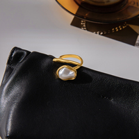 Bague ouverte en forme de cœur en acier inoxydable plaqué or 18 carats, style minimaliste, avec perle baroque alien