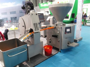 Chân không Xúc Xích điền Máy ham stuffer làm Clipping hoàn chỉnh dây chuyền sản xuất xúc xích - Product Image 3