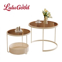 Table basse en verre à arc long avec logo personnalisé et rangement intégré pour salon compact et petite maison