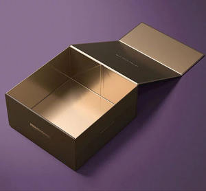 กล่องของขวัญโลโก้ปั๊มฟอยล์ทองคุณภาพสูง กระดาษเคลือบพร้อมฝาแม่เหล็ก เคลือบ UV ออกแบบด้วยโปรแกรม <span class=keywords><strong>Adobe</strong></span> <span class=keywords><strong>Indesign</strong></span> สำหรับงานนำเสนอ - Product Image 2