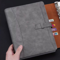 Schwarzes PU-Leder Geschäfts-Geschenk Notizbuch Ringbuch Planer A5 Hardcover mit Tasche Anpassbares Logo Büro-Journal Tagebuch