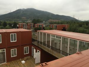 Vorgefertigtes Erweiterbares 40-Fuß-Containerhaus mit Seitenöffnung Modulare Faltbare Häuser Hochwertige Puji-Marke 980 Kapazität - Product Image 6