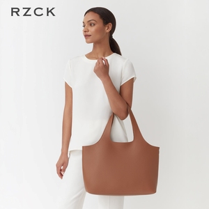 Sac fourre-tout de bureau souple et structuré pour <span class=keywords><strong>femme</strong></span>, en cuir microfibre avec organiseur intérieur interchangeable et pochette de rangement - Product Image 6