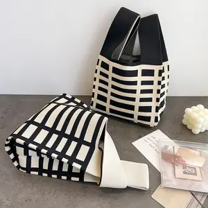 Hot Selling Black White Checked Pattern Shoulder Bag Mini Handbag Fashion Knitted Hand Bag Cotton Thread Women's Tote Bags