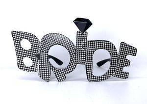 Lunettes de Noël à rayures rouges et blanches scintillantes, accessoire de photomaton réutilisable pour événements, centres commerciaux et Instagram - Product Image 5