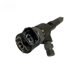 Injecteur de carburant diesel TCD 3.6 L4 B445161823 0445110558 - Product Image 3