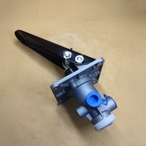 חלקי חילוף מקוריים 5217532 שסתום בלם אוויר עבור גלגל מעמיס גלגל <span class=keywords><strong>sem639b</strong></span> - Product Image 5