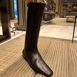 Bottes mi-mollet plates minimalistes de style coréen 2026 pour femmes, bottes hautes à bout carré - Product Image 3