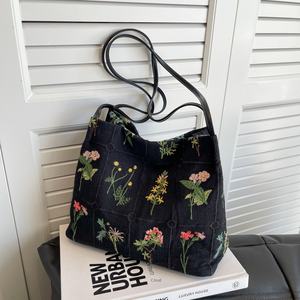 Sac à main fourre-tout classique en toile brodée de fleurs <span class=keywords><strong>Omoi</strong></span> 2025 pour femmes et filles, avec bandoulière et poignée - Product Image 1