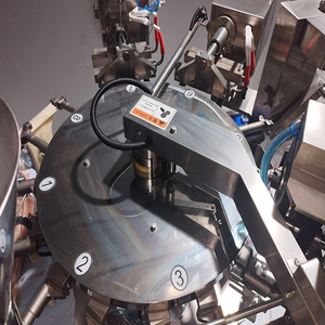 Machine d'emballage granulaire rotative automatique à décharge stable et haute vitesse <span class=keywords><strong>pour</strong></span> sachets préformés de <span class=keywords><strong>noix</strong></span>, de sucre et de sel - Product Image 3