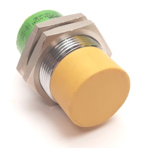 PLC 15-<span class=keywords><strong>M30</strong></span>-AD4X-H1141 Proximité inductive 15mm 10-65VDC <span class=keywords><strong>M30</strong></span> - Product Image 3