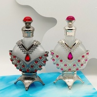 Bouteilles d'huile essentielle de bâton de verre de couverture d'argent en métal de style arabe de 12ml