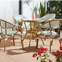 Chaise de bistrot empilable en osier pour patio, ensemble table et chaise de salle à manger pour restaurant en plein air vintage, jardin à la française pour mariage, café et hôtel