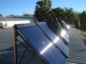 <span class=keywords><strong>Solar</strong></span> Keymark Alta eficiencia térmica Concentrado Tubo evacuado Colector <span class=keywords><strong>solar</strong></span> Panel <span class=keywords><strong>solar</strong></span> para <span class=keywords><strong>calentador</strong></span> <span class=keywords><strong>de</strong></span> espacio - Product Image 6