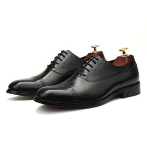 Chaussures en cuir véritable à enfiler avec sangle réglable et soutien stable, imperméables, à bout pointu, décontractées et habillées pour hommes - Product Image 6