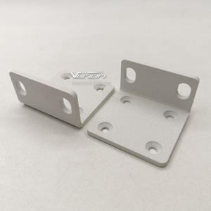 Kit de montage en rack P09020-01 pour FortiGate <span class=keywords><strong>FG</strong></span>-<span class=keywords><strong>200B</strong></span>/240D - Product Image 1