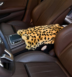 Fabriekslevering Grote Maat Echte Rex Konijnenhuiden Aangepaste Kleur Echte Echte Echte Rex Konijnenbont Huiden Voor Auto-En Huisdecoraties - Product Image 5