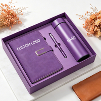 Ensemble cadeau de carnet en cuir de qualité supérieure au design tendance, avec stylo et tasse thermique, pour événements professionnels