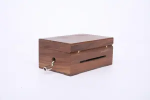 Mini caja de música de madera personalizada de fábrica al por mayor para regalo de novia