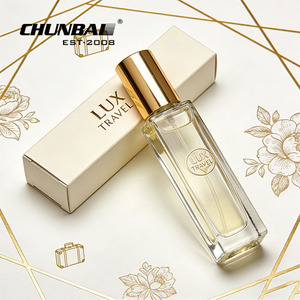 Bouteille de Parfum <span class=keywords><strong>en</strong></span> <span class=keywords><strong>Verre</strong></span> de Luxe Unique, <span class=keywords><strong>Vide</strong></span>, Haute Qualité, avec Design Personnalisé, Logo, 30ml, 50ml, 100ml, et son Coffret d'Emballage pour Huile Parfumée - Product Image 6