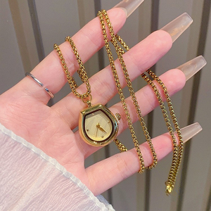Chaîne de luxe longue pour pull, collier montre de poche rétro en fer à cheval pour femmes, accessoire montre à quartz fonctionnelle - Product Image 4