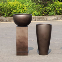 Pot de plante moderne en acier inoxydable Jingyue, imitation cuivre |   Grande sculpture florale en métal pour la décoration des halls d'hôtel et des aires d'attente des aéroports