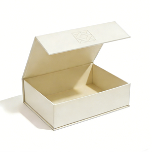 Boîte cadeau rigide magnétique <span class=keywords><strong>de</strong></span> luxe en forme <span class=keywords><strong>de</strong></span> livre avec fermeture magnétique, impression <span class=keywords><strong>de</strong></span> logo personnalisé, emballage en papier recyclable - Product Image 2