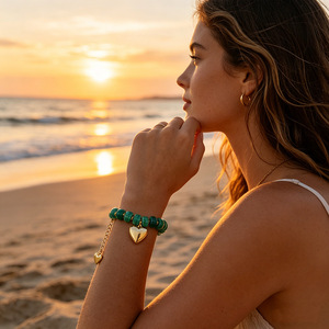 Pulsera Vibrante de Verano <span class=keywords><strong>para</strong></span> la Playa con Colgante de Corazón Grande, Pulsera de Cuentas de Resina Acrílica, Joyería de Mano Individualista y Colorida, Regalo <span class=keywords><strong>para</strong></span> <span class=keywords><strong>Mujer</strong></span> - Product Image 3