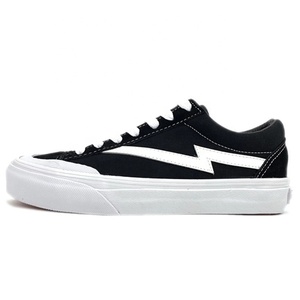 Deportes de moda estrella de lona zapatos planos zapatos de lona para hombres y mujeres - Product Image 3