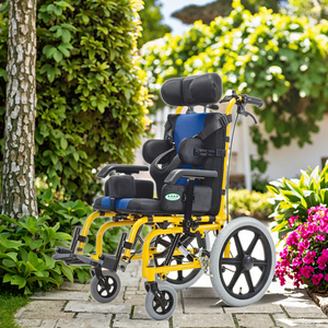 Silla de Ruedas Plegable Manual Ligera de Aleación de Aluminio de Alta Calidad GRACE MEDY LYAL-MKNT-1, Certificación CE, 1 Año de Garantía, Hidráulica - Product Image 3