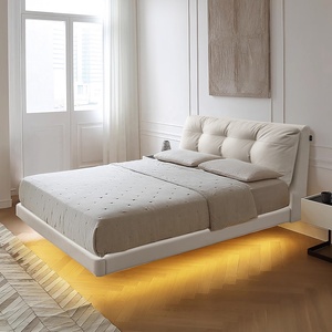Cama Matrimonial Zayshine de Estilo Nórdico Moderno y Lujoso, Tapizada en Terciopelo Blanco, Tamaño Queen/King de 1.8 Metros, Cama Doble Suave para Apartamento - Product Image 4