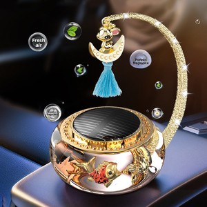Nouveau diffuseur d'aromathérapie solaire rotatif en verre pour voiture 2026, motif poisson rouge, diffuseur océanique créatif, anti-moustiques à fixer sur le siège - Product Image 1