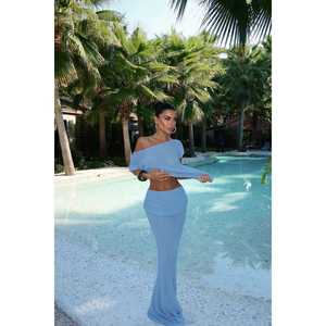 ชุดเซ็ต 2 ชิ้น สีฟ้า รุ่นใหม่ล่าสุด กางเกงขาสั้นเหนือเข่าพร้อมเสื้อสำหรับฤดูใบไม้ร่วง - Product Image 2