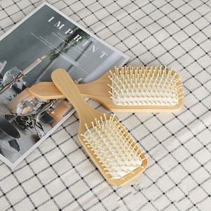Brosse à cheveux démêlante et massante en bois écologique avec coussin d'air, personnalisable avec logo, pour hommes et femmes - Product Image 4