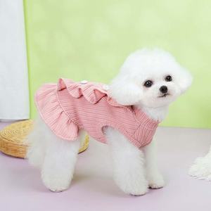 Robe à capuche de Noël en coton de grande taille pour petits chiens vêtements légers de luxe pour animaux de compagnie imperméables décorations classiques simples - Product Image 1