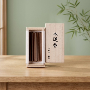 Incienso Japonés Kousaido de Magnolia, 30 Varillas, Aroma Amaderado, Agarwood, Lichi, Floral, Elegante, Relajante, para Uso en el Hogar en Todas las Estaciones, Regalo, en Caja de Madera - Product Image 3