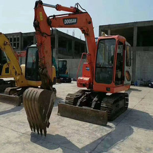 Mini pelleteuse d'occasion 8 tonnes Doosan DH80 80 OR Machine de pelleteuse hydraulique d'occasion à vendre/Mini pelleteuse DOOSAN 55 60 70 - Product Image 4