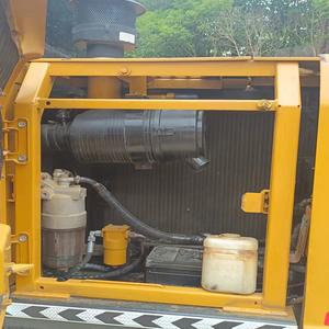 Petite pelle sur chenilles Sany Sy95C à haute efficacité opérationnelle utilisée pour la vente de construction urbaine Moteur de pelle d'occasion - Product Image 4