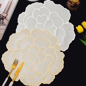 แผ่นรองจานลายดอกโบตั๋น PVC สำหรับโต๊ะรับประทานอาหาร 3D ตกแต่งโต๊ะรับประทานอาหาร แผ่นรองกันน้ำ ทนความร้อน แผ่นรองภาชนะในครัว - Product Image 1