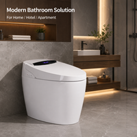 WC intelligent automatique de luxe carré en céramique monobloc avec siège chauffant électrique, télécommande, double chasse d'eau, affichage LED et siphon en P
