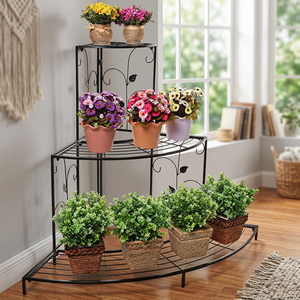 Étagère d'angle moderne en métal noir thermolaqué à 3 niveaux pour jardinières, pots de fleurs et présentoir de pergola - Product Image 3